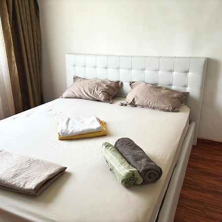 בוקרשט One Room Apartment Ptm מראה חיצוני תמונה