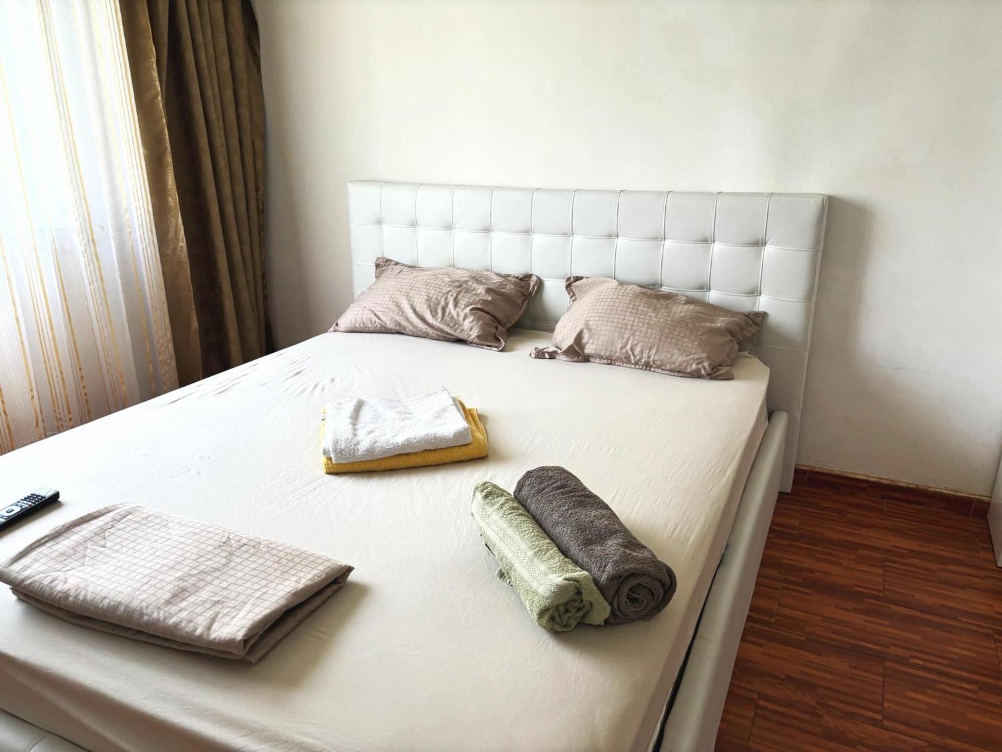 בוקרשט One Room Apartment Ptm מראה חיצוני תמונה